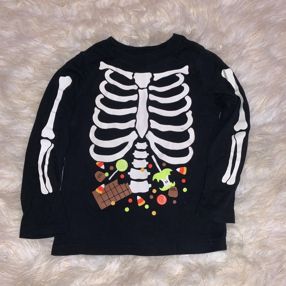 ‼️3 for $20‼️GLOW IN THE DARK Halloween shirt